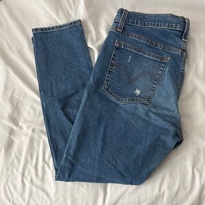 Women’s Levi’s Jeans